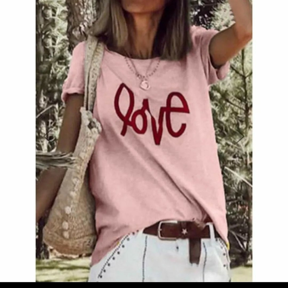 Love T-shirt